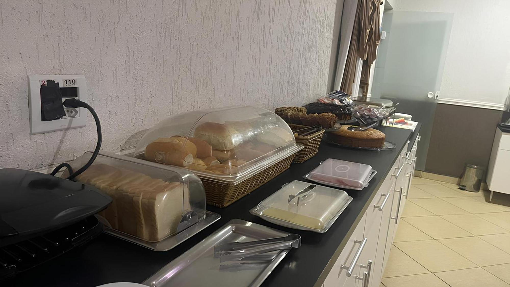 Hotel Tenda Brigadeiro Sp サンパウロ エクステリア 写真